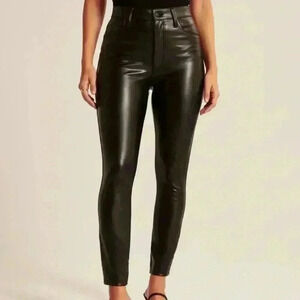 ABERCROMBIE Curve Love Vegan Leather Skinny Pant Size 20
